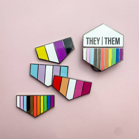 Pronoun + Flag Set Bulk Badges (Bottom Only)